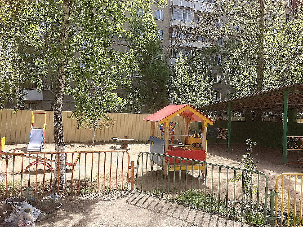 Саратов баннер Партии 7.jpg Саратов баннер Партии 7.jpg